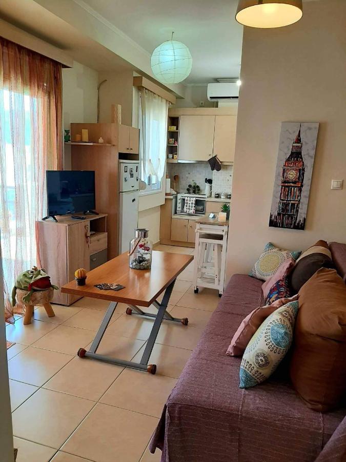 Central Square Appartment With Panoramic View Kalamata Eksteriør billede