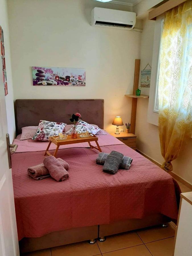 Central Square Appartment With Panoramic View Kalamata Eksteriør billede
